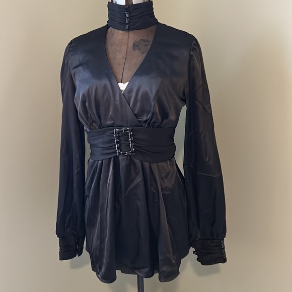 Svetlana size 8 & 4 high neck long sleeve sexy keyhole tuxedo tail ruching cuff - Picture 3 of 17